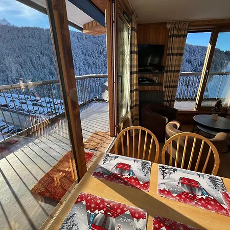 In/ski Out