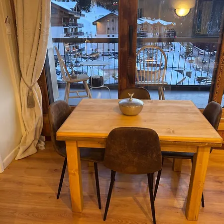 Apartment In/ski Out *